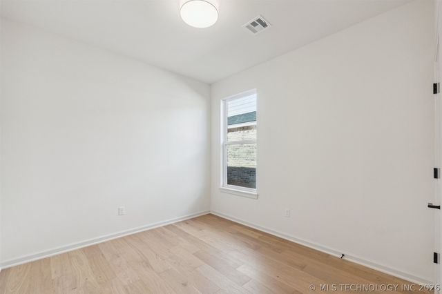 9726 E 132nd Street, Bixby, OK 74008