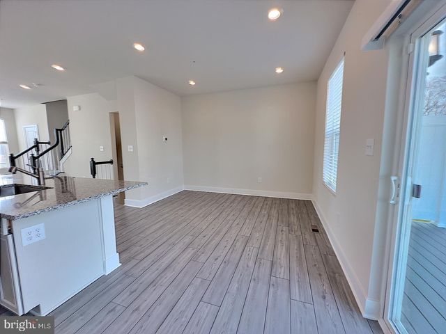 1710 HUBER RD, Essex, MD 21221