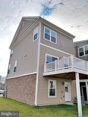 1710 HUBER RD, Essex, MD 21221