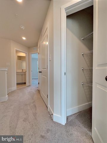 1710 HUBER RD, Essex, MD 21221