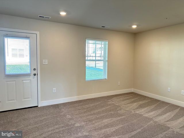 1710 HUBER RD, Essex, MD 21221