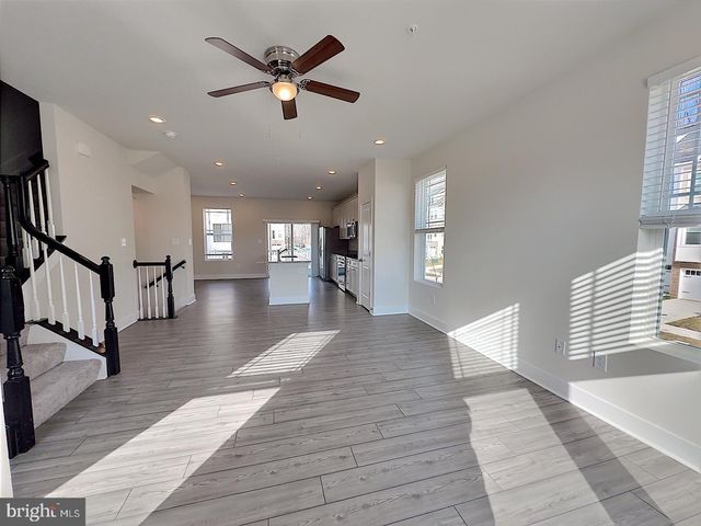 1710 HUBER RD, Essex, MD 21221