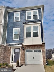 1710 HUBER RD, Essex, MD 21221