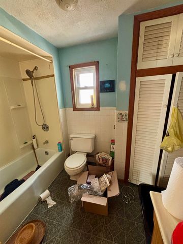 15 Sunset Avenue, Milton, VT 05468