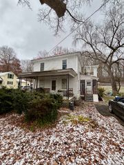 15 Sunset Avenue, Milton, VT 05468