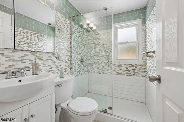 88 Bentley Ave, Old Bridge Twp., NJ 08857