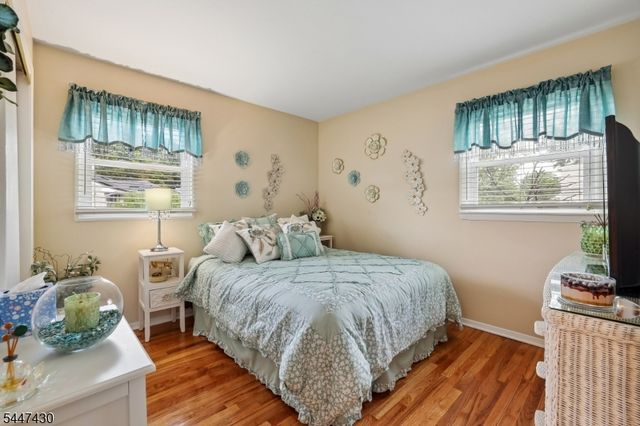 88 Bentley Ave, Old Bridge Twp., NJ 08857