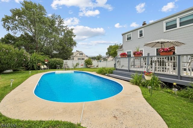 88 Bentley Ave, Old Bridge Twp., NJ 08857
