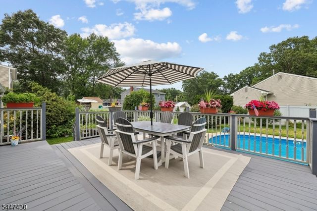 88 Bentley Ave, Old Bridge Twp., NJ 08857