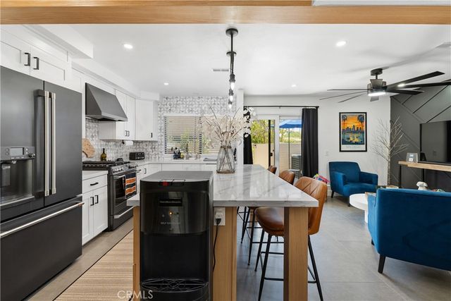 2423 Los Patos, Palm Springs, CA 92264