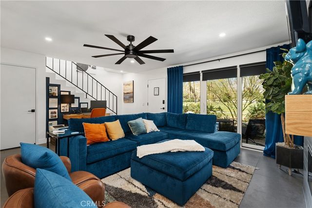 2423 Los Patos, Palm Springs, CA 92264