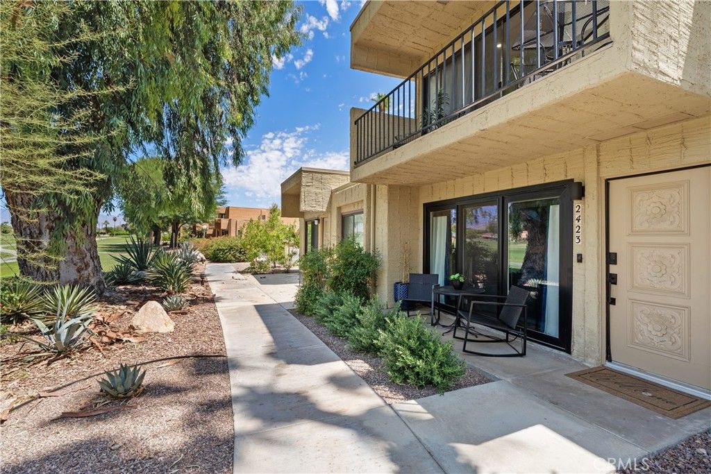 2423 Los Patos, Palm Springs, CA 92264