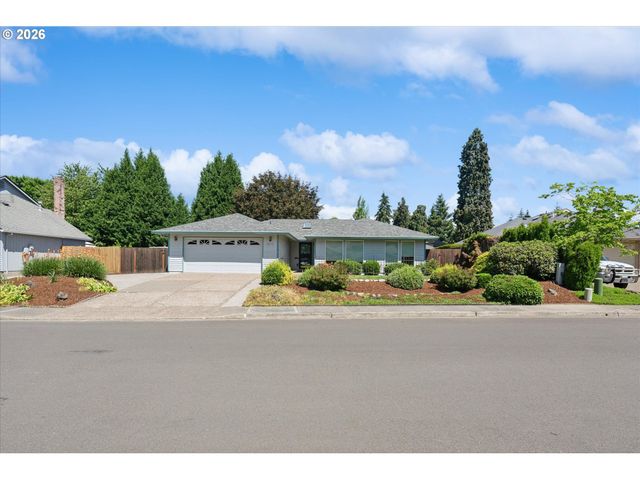 5617 Ne FARMCREST St, Hillsboro, OR 97124
