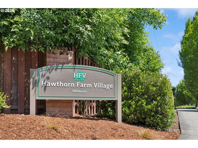 5617 Ne FARMCREST St, Hillsboro, OR 97124