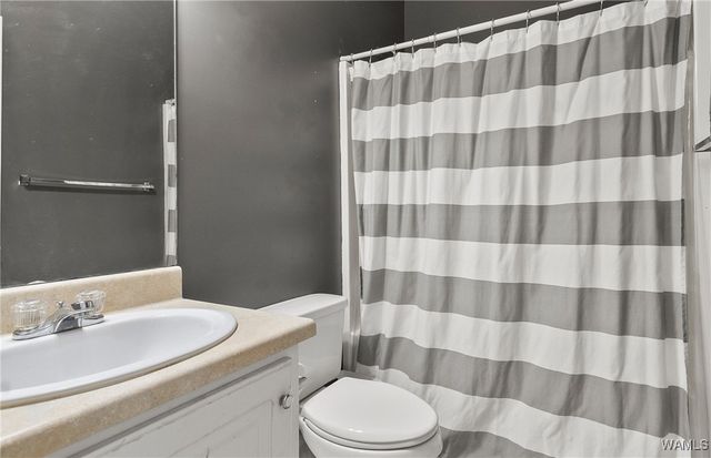 9839 Moonlight Dr, Tuscaloosa, AL 35405