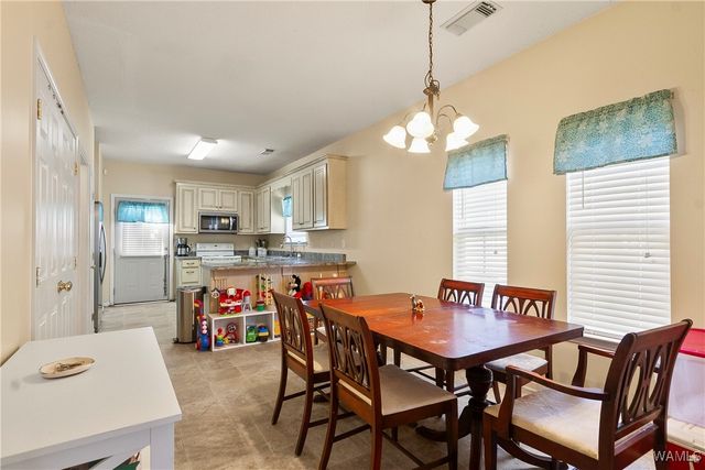 9839 Moonlight Dr, Tuscaloosa, AL 35405