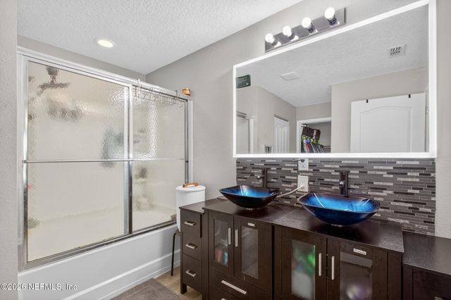 3643 SUMMIT OAKS Drive, Green Cove Springs, FL 32043