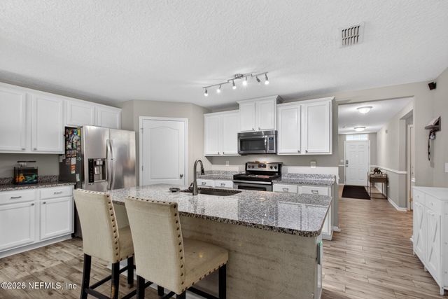 3643 SUMMIT OAKS Drive, Green Cove Springs, FL 32043