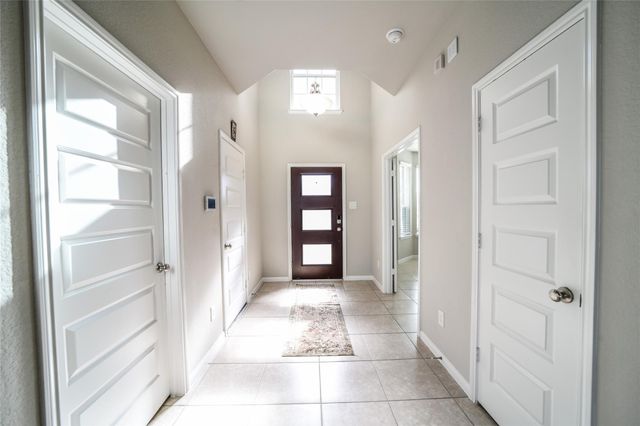 10701 Clouds Rest Drive, Rosharon, TX 77583