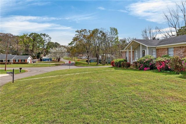 8275 Fontana Court, Mobile, AL 36695