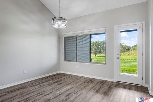 10315 Wayborough Lane, Lincoln, NE 68527