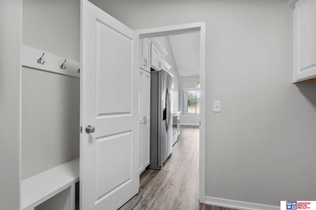 10315 Wayborough Lane, Lincoln, NE 68527