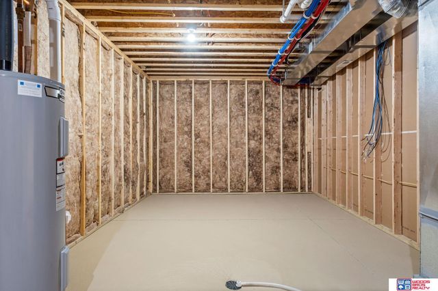 10315 Wayborough Lane, Lincoln, NE 68527