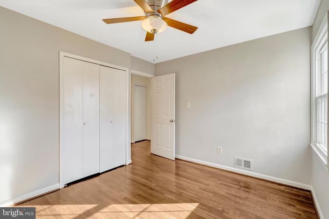 9315 WINBOURNE RD, Burke, VA 22015