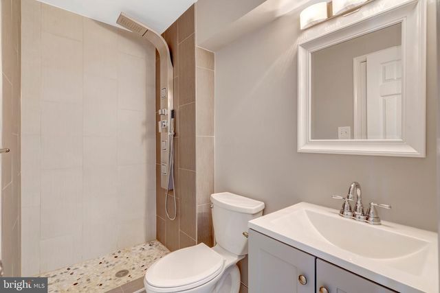 9315 WINBOURNE RD, Burke, VA 22015