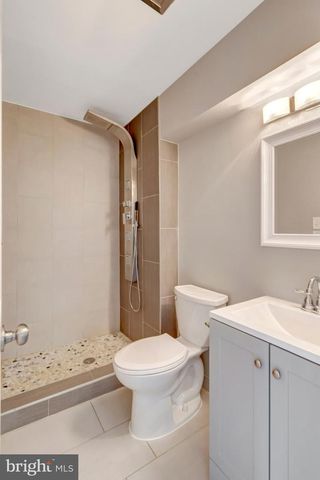 9315 WINBOURNE RD, Burke, VA 22015