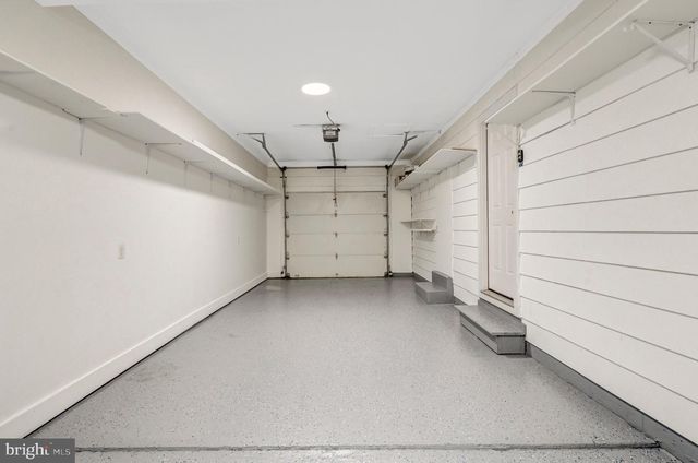 9315 WINBOURNE RD, Burke, VA 22015