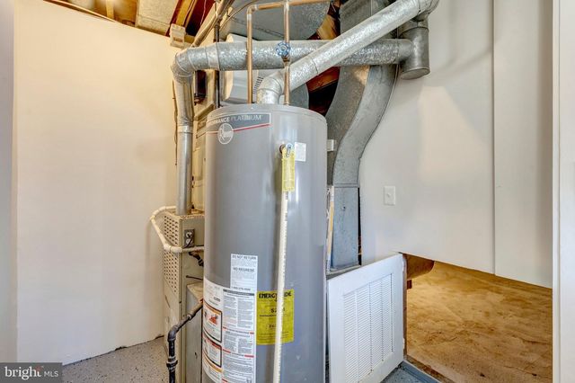 9315 WINBOURNE RD, Burke, VA 22015