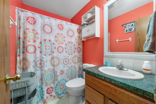 130 S Marlen, Haysville, KS 67060