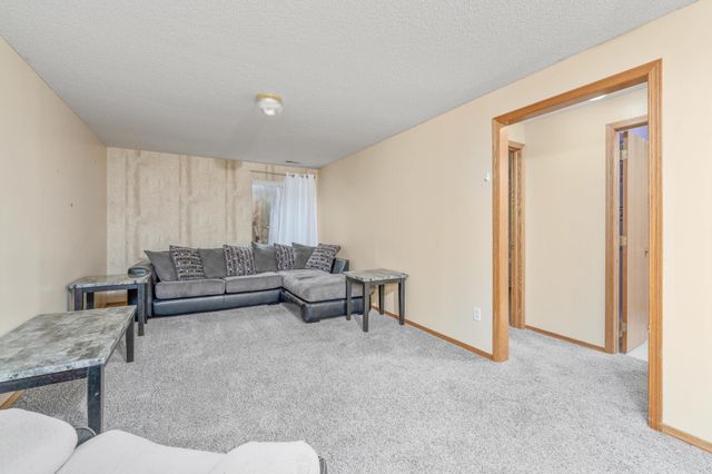 130 S Marlen, Haysville, KS 67060
