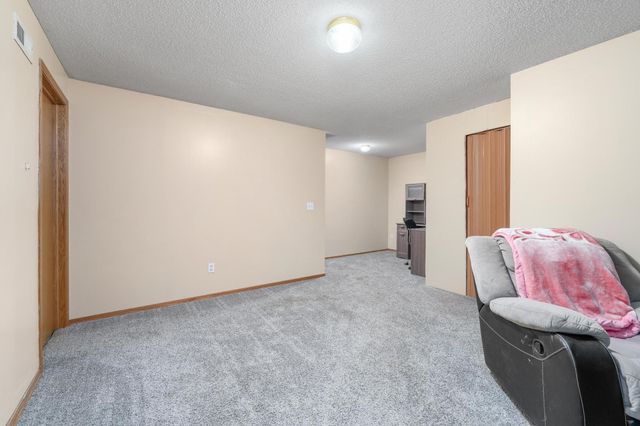 130 S Marlen, Haysville, KS 67060