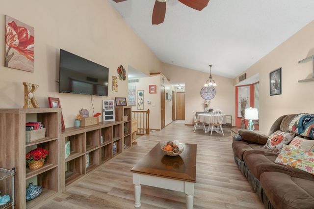 130 S Marlen, Haysville, KS 67060