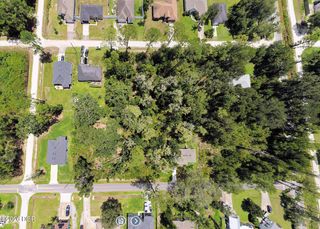 2155 8th Avenue, Deland, FL 32724