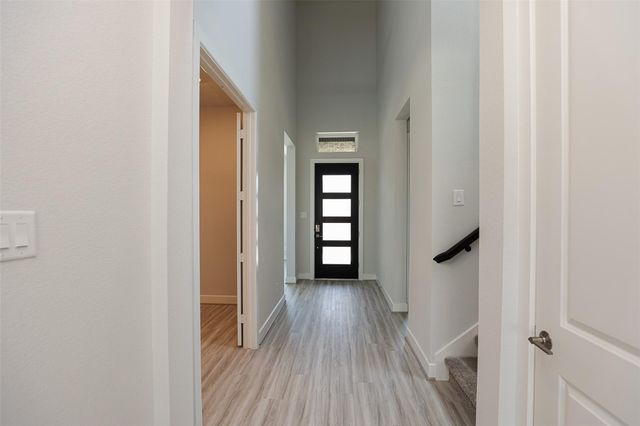 9211 Millsden Lane, Cypress, TX 77433