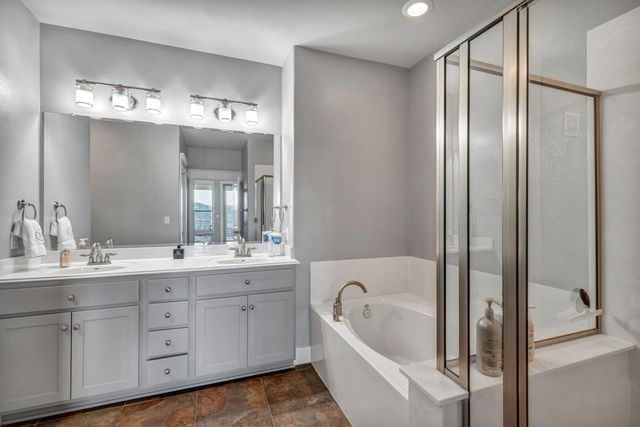17808 Maritime Point DR 301, Jonestown, TX 78645