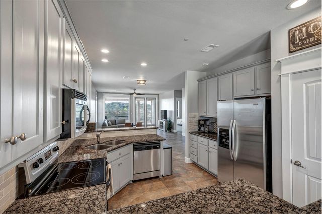 17808 Maritime Point DR 301, Jonestown, TX 78645