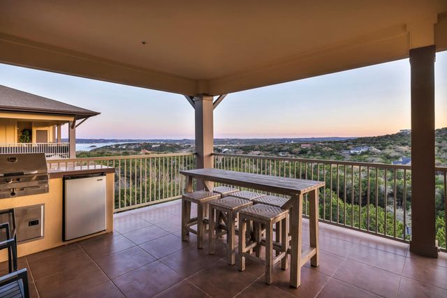 17808 Maritime Point DR 301, Jonestown, TX 78645