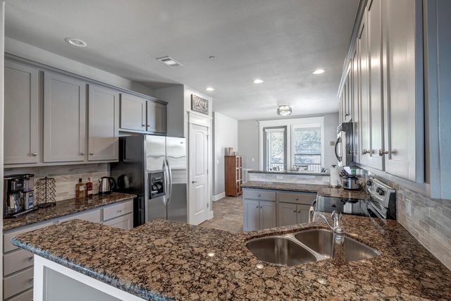 17808 Maritime Point DR 301, Jonestown, TX 78645