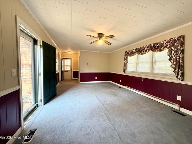 2996 Us Highway 64 W, Plymouth, NC 27962