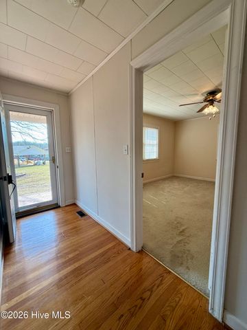 2996 Us Highway 64 W, Plymouth, NC 27962