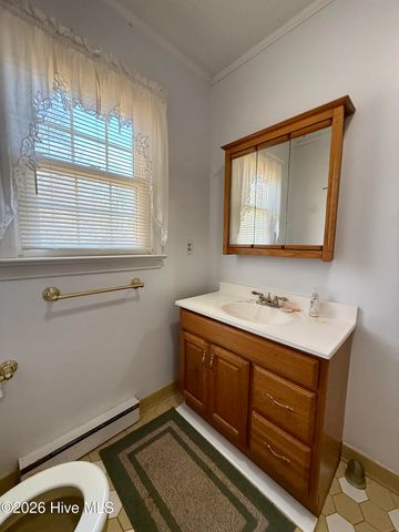 2996 Us Highway 64 W, Plymouth, NC 27962