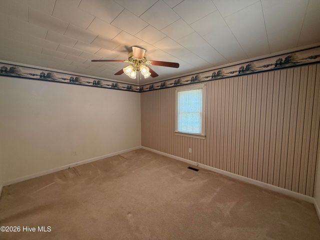 2996 Us Highway 64 W, Plymouth, NC 27962