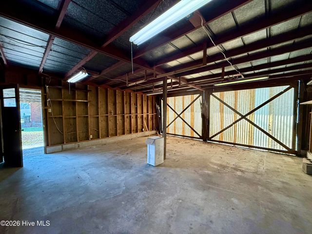 2996 Us Highway 64 W, Plymouth, NC 27962