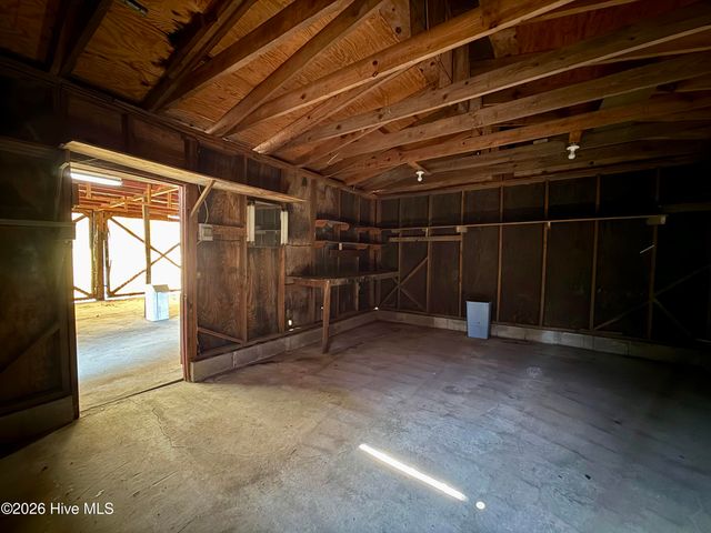 2996 Us Highway 64 W, Plymouth, NC 27962