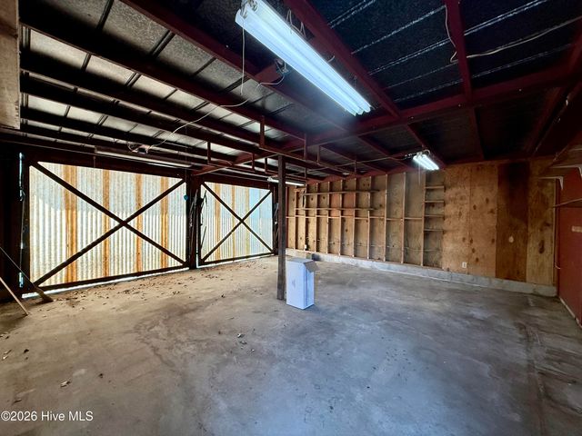 2996 Us Highway 64 W, Plymouth, NC 27962