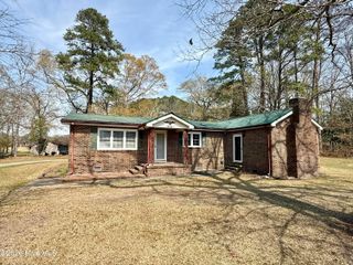 2996 Us Highway 64 W, Plymouth, NC 27962